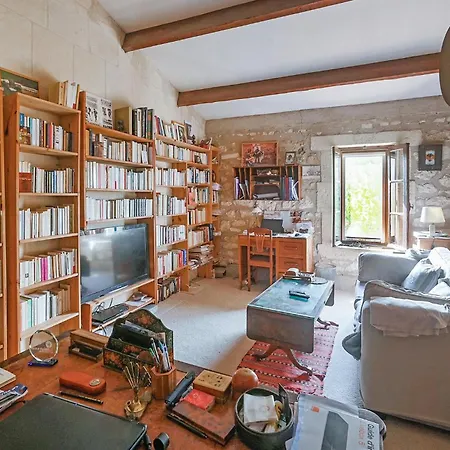 Cozy In * Arles